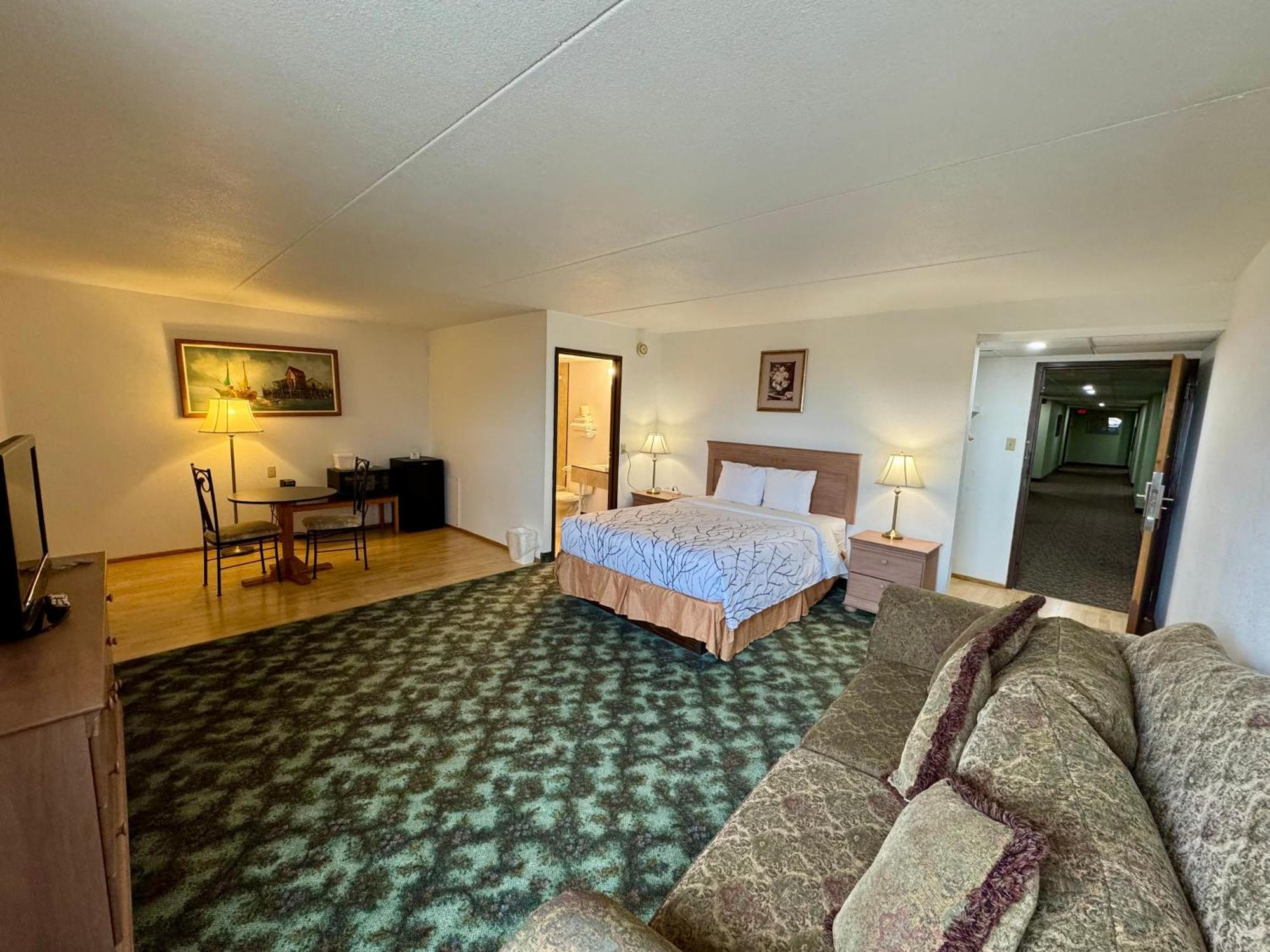 Best Stay Inn Melville Exterior foto